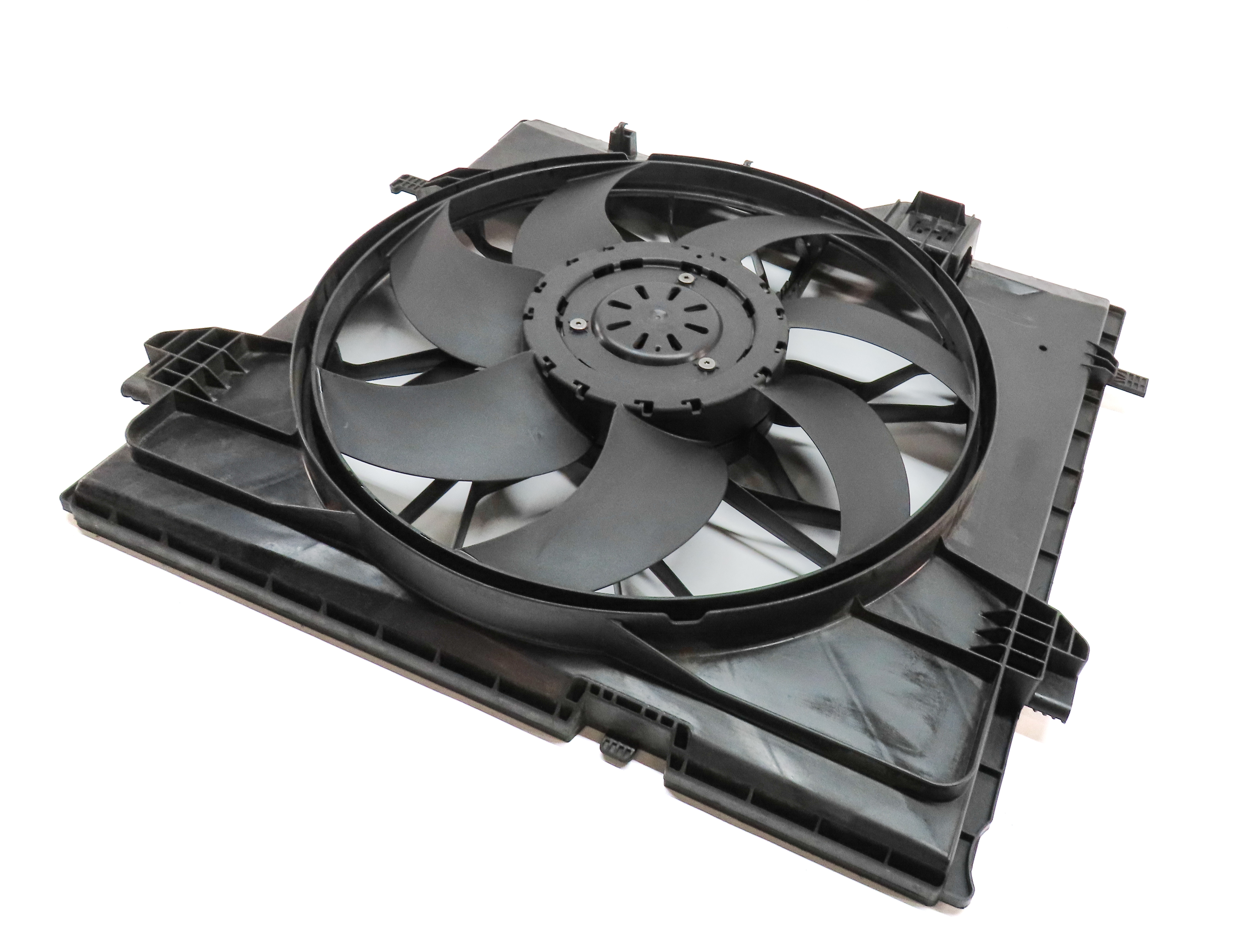 13-19 MERCEDES GL350 GL450 GL550 GLE ML250 ML400 ML550 (W166 X166) COOLING FAN — exact item pictured
